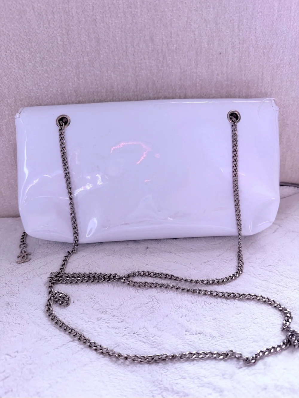 CHANEL Pink & White Patent CC Wallet with Silver Chain